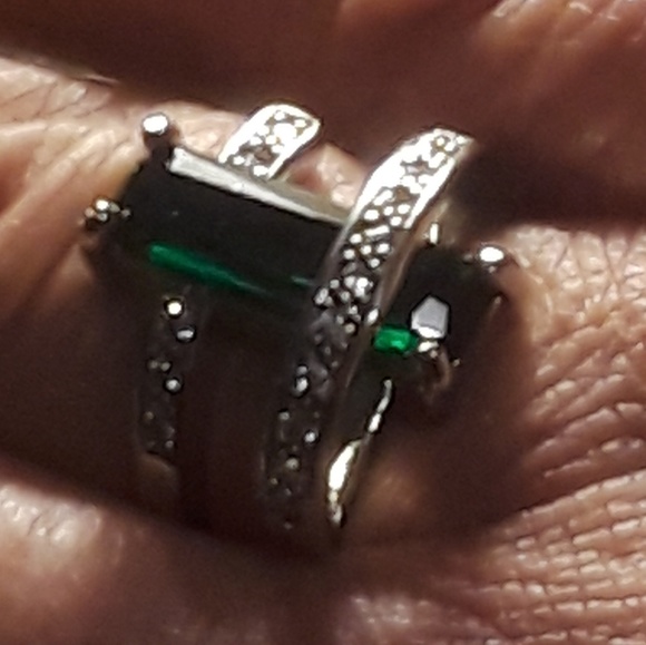 Ladies ring - Picture 3 of 8